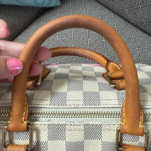 Louis Vuitton custom painted Speedy 25 Damier Azur with pink accents - Picture 15 of 16